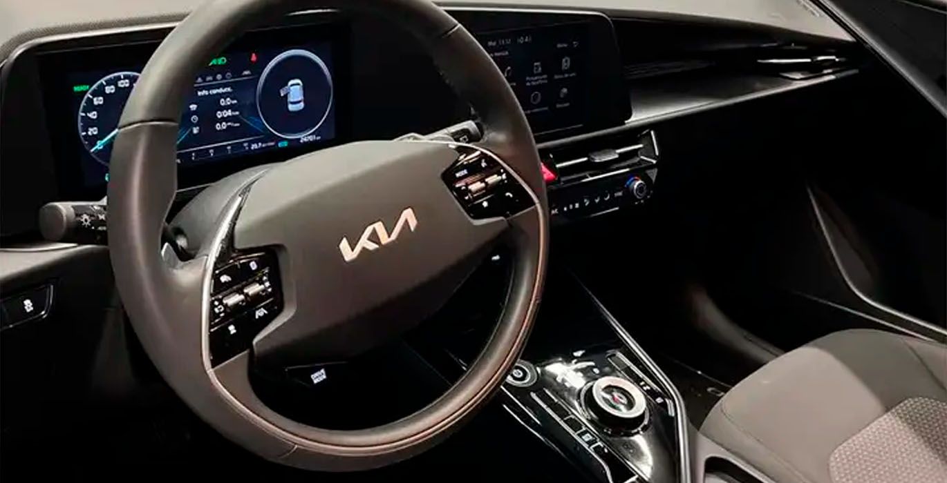 KIA Niro 1.6 GDi PHEV 135kW 183CV Concept interior delantera | Total Renting