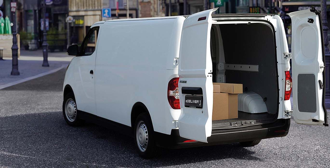 MAXUS eDeliver 3 exterior trasera | Total Renting