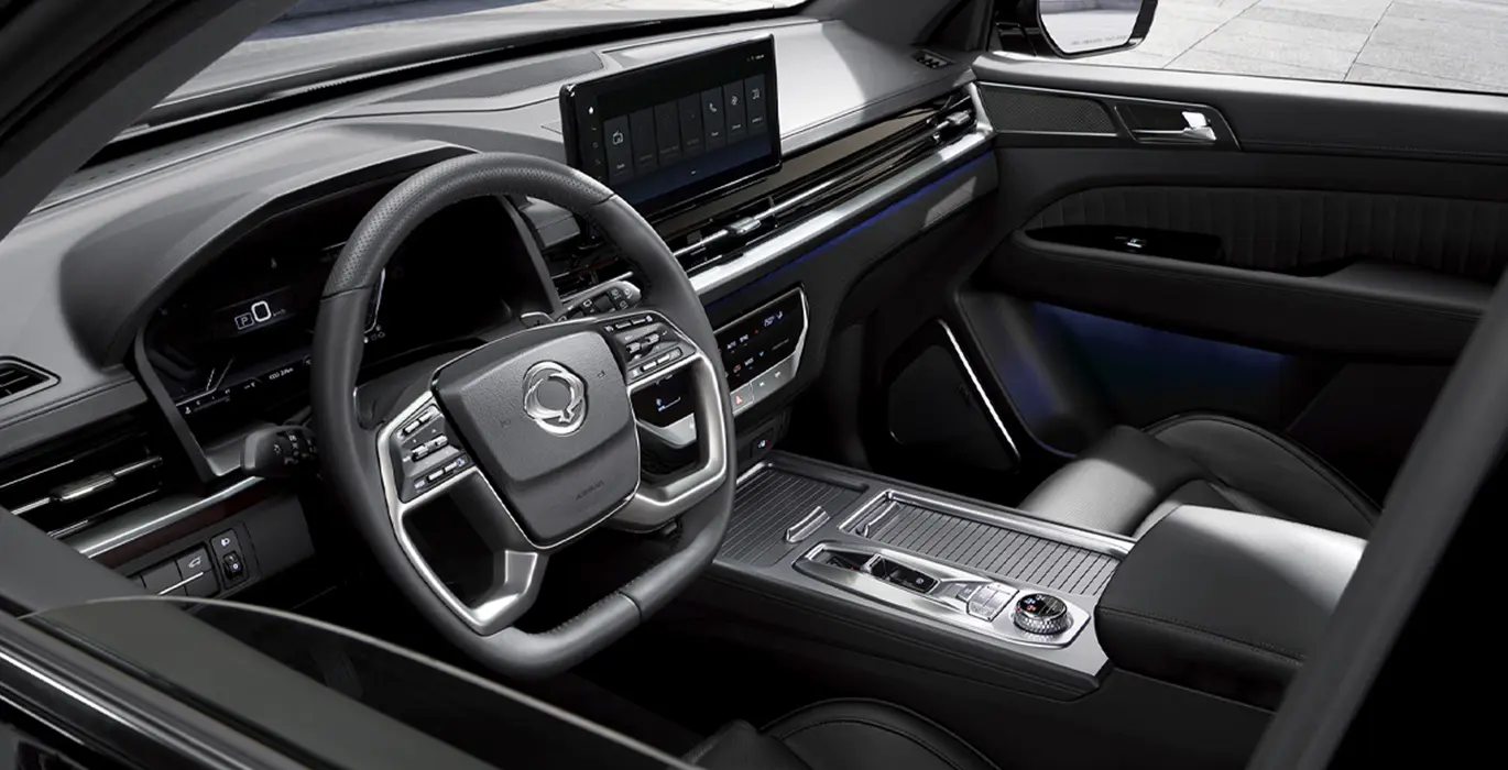 SSANGYONG Rexton D22 DTR Pro 4x4 Aut. interior delantera 2 | Total Renting