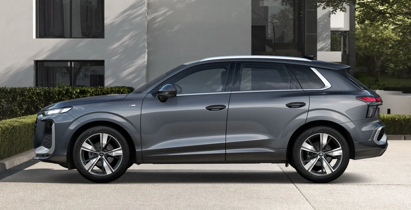 Audi Q3 S Line TFSI Stronic 3 Audi Q3 S Line TFSI Stronic lateral 2 | Total Renting