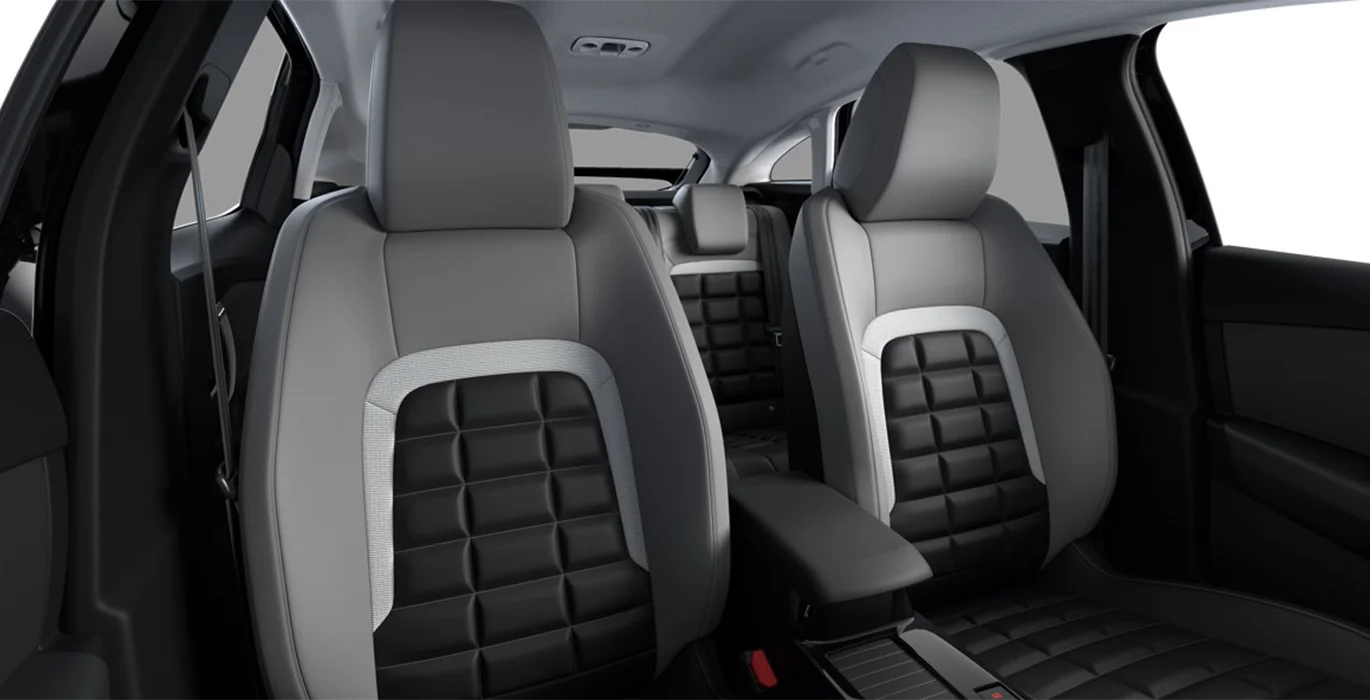 CITROEN C4 Hybrid Business Edition interior trasera | Total Renting