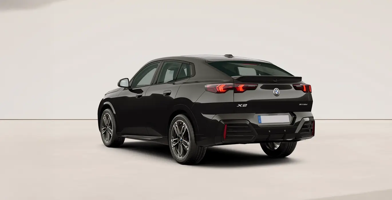 BMW X2 sDrive20d negra trasera | Total Renting