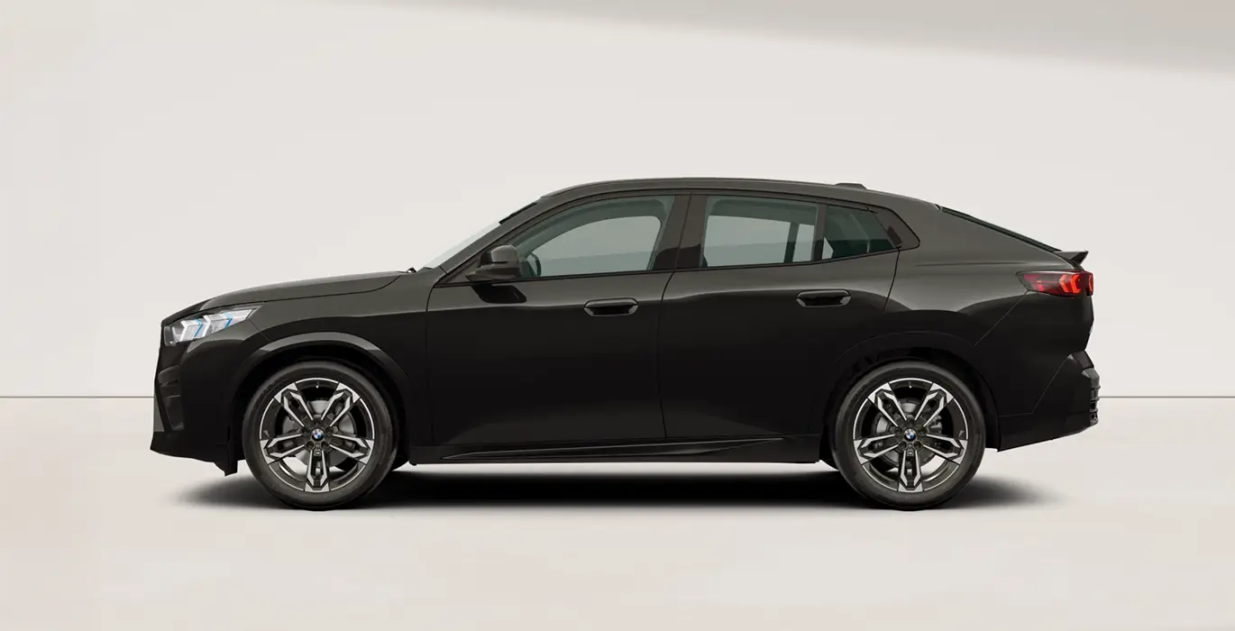 BMW X2 sDrive20d negro lateral | Total Renting