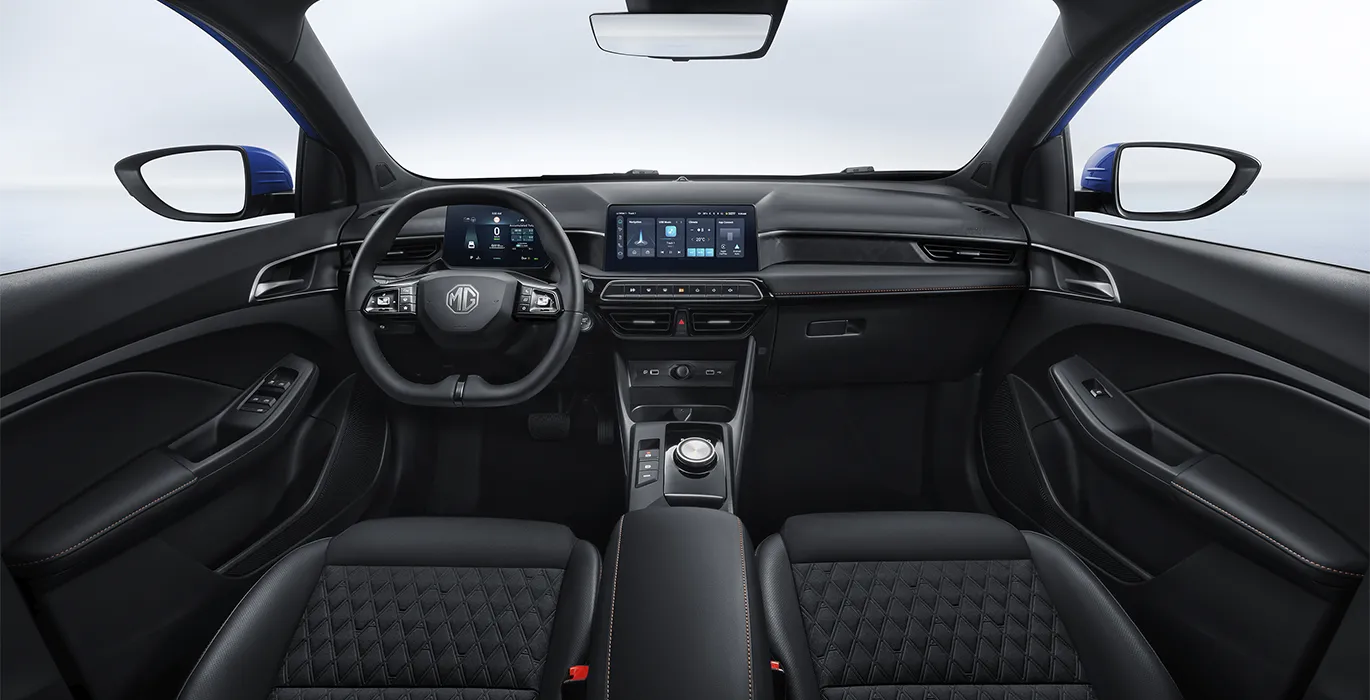 MG 3 Hybrid+ Business 3 MG 3 Hybrid Business interior delantera | Total Renting