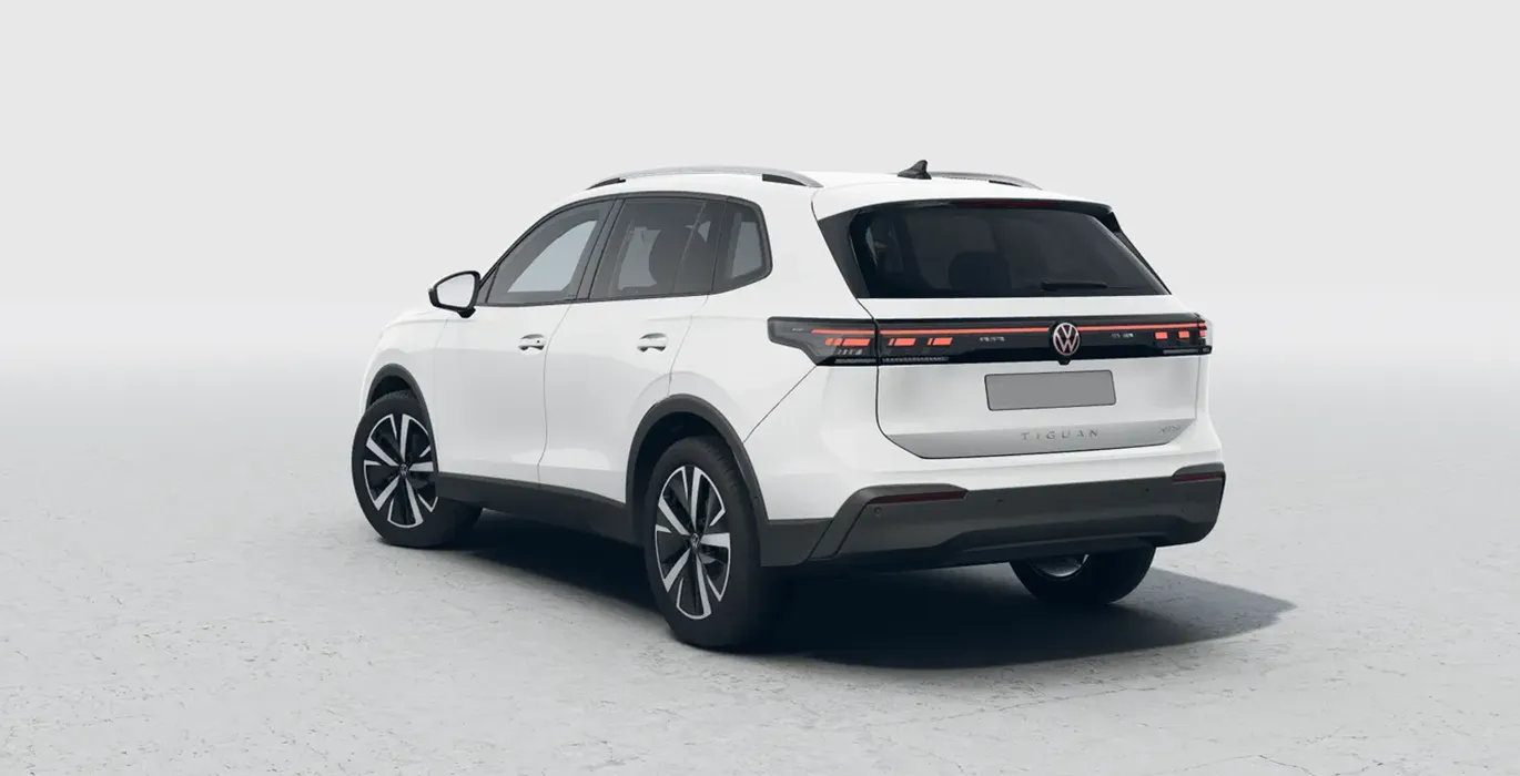 Volkswagen Tiguan Mas 1.5 eTSI DSG trasera blanco | Total Renting