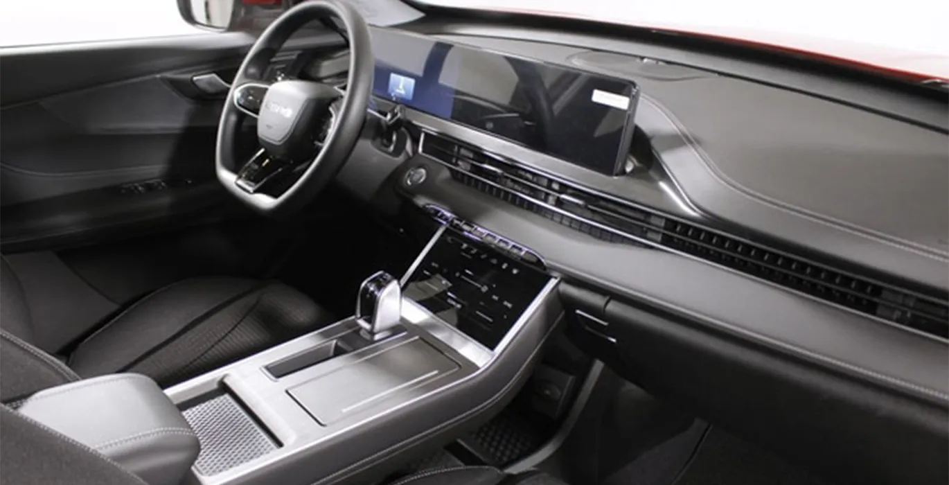 EBRO s400 1.5 DHE HEV Premium CVT 3 EBRO s400 1.5 DHE HEV Excellent CVT RD interior delantera | Total Renting