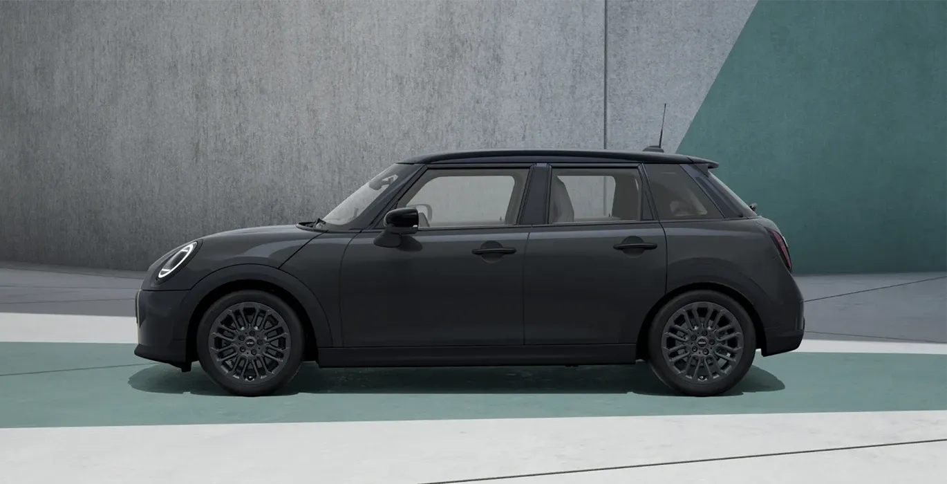 MINI Cooper 5 Puertas C Favoured 115kW 3 MINI Cooper 5 Puertas C Favoured 115kW gris lateral | Total Renting