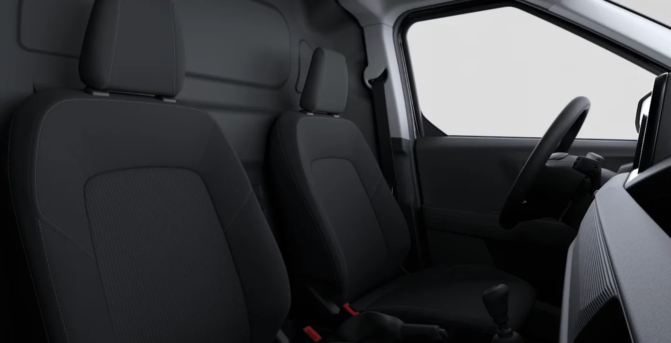 FORD TRANSIT COURIER VAN DIESEL 1.5 100 CV 6 Ford Transit Courier Van Diesel 1.5 100 CV interior trasera | Total Renting