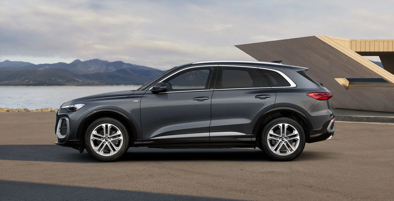 AUDI Q5 SUV S line Edition TDI Quattro S Tronic lateral gris tambora | Total Renting